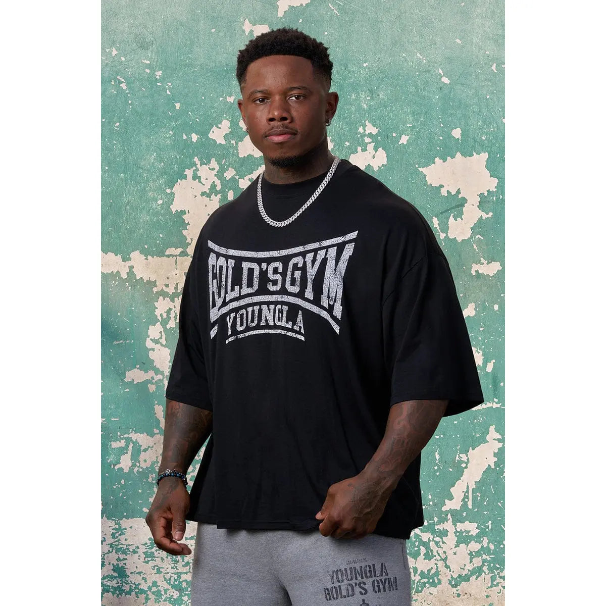 Vintage Gym Inspired Oversized Graphic T-Shirt for Strength Training Streetwear Style